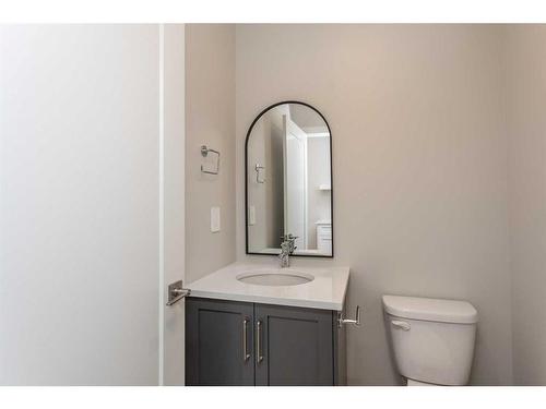 40 Emmett Crescent, Red Deer, AB - Indoor Photo Showing Bathroom