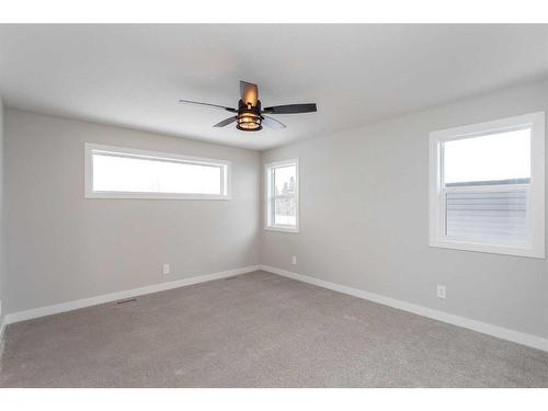 40 Emmett Crescent, Red Deer, AB - Indoor Photo Showing Bathroom