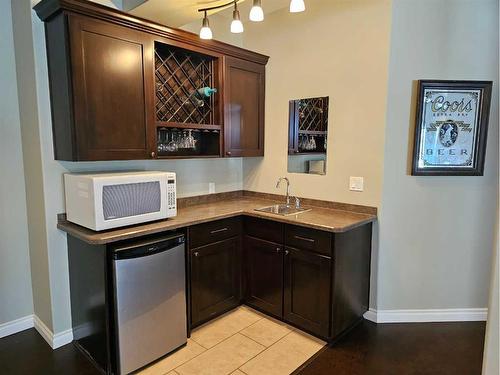 23-421003 Range Road 10, Rural Ponoka County, AB - Indoor Photo Showing Kitchen