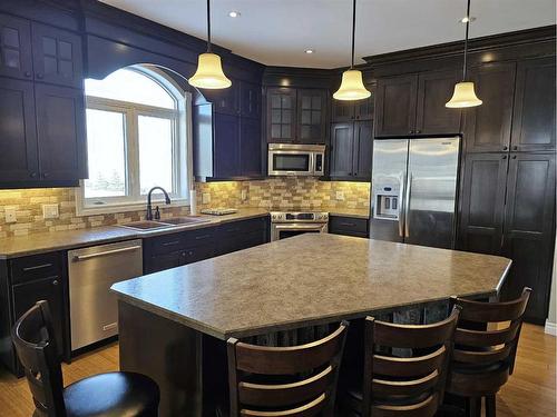 23-421003 Range Road 10, Rural Ponoka County, AB - Indoor Photo Showing Kitchen With Double Sink With Upgraded Kitchen