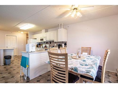 308-4319 49 Street, Innisfail, AB - Indoor