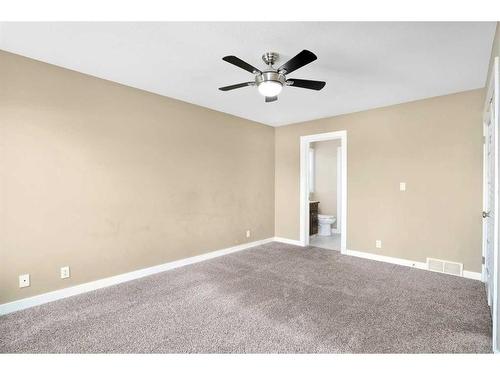 846 800 Ramage Close, Red Deer, AB - Indoor Photo Showing Other Room