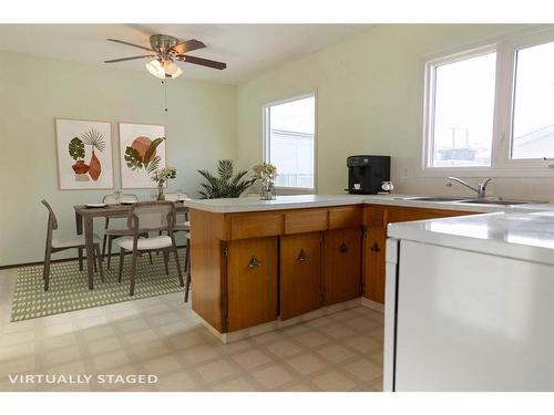 4609 54 Avenue, Rimbey, AB - Indoor Photo Showing Kitchen