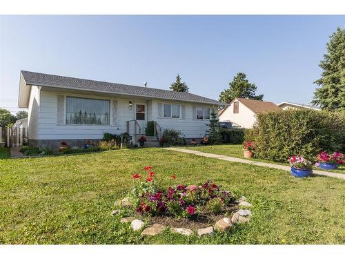 4609 54 Avenue, Rimbey, AB - Outdoor