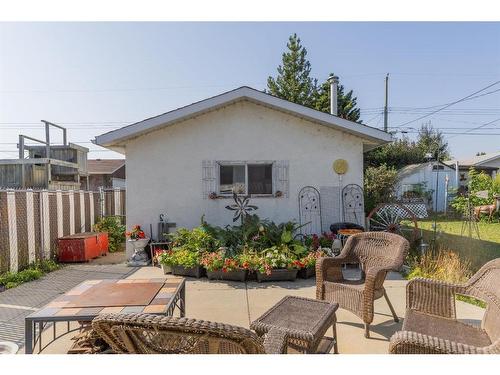 4609 54 Avenue, Rimbey, AB - Outdoor With Deck Patio Veranda