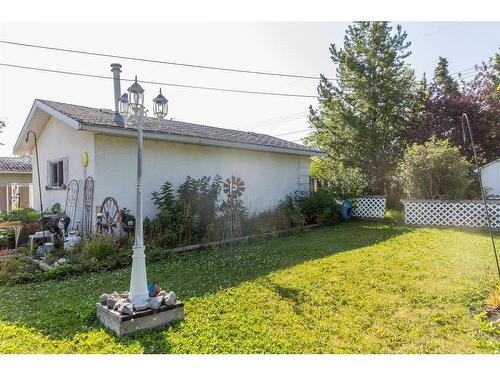 4609 54 Avenue, Rimbey, AB - Outdoor