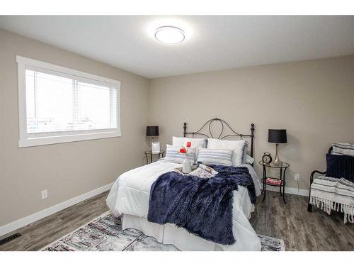 78 Kilburn Crescent, Red Deer, AB - Indoor Photo Showing Bedroom