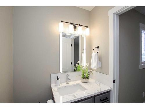 78 Kilburn Crescent, Red Deer, AB - Indoor Photo Showing Bathroom