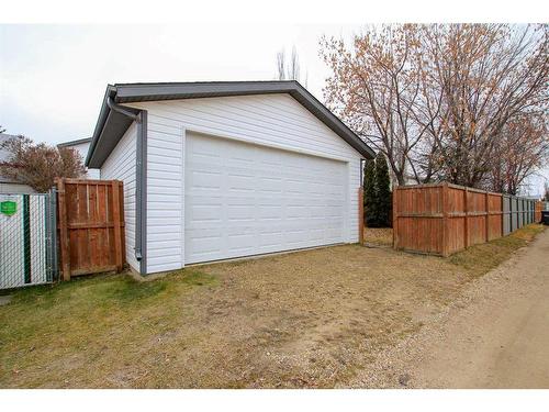 78 Kilburn Crescent, Red Deer, AB - Outdoor With Exterior