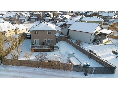 37 Ogilvie Close, Red Deer, AB - Outdoor