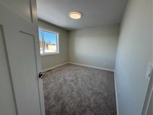 53 Emmett Crescent, Red Deer, AB - Indoor Photo Showing Other Room