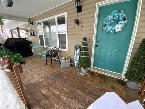 231 3 Avenue Ne, Three Hills, AB - Outdoor With Deck Patio Veranda With Exterior