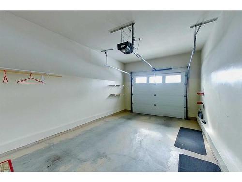 72-2816 Botterill Crescent, Red Deer, AB - Indoor Photo Showing Garage