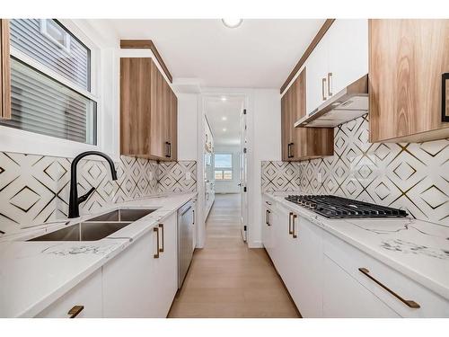 2756 1 Avenue Sw, Edmonton, AB - Indoor Photo Showing Kitchen With Double Sink