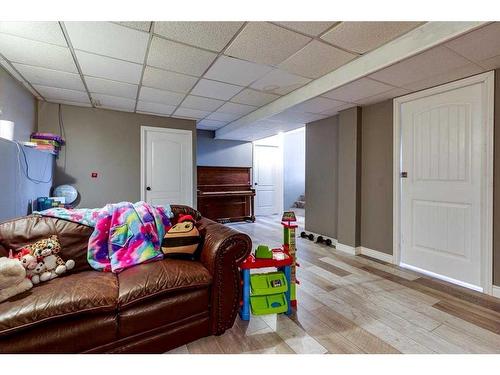 6312 50A Street Close, Ponoka, AB - Indoor