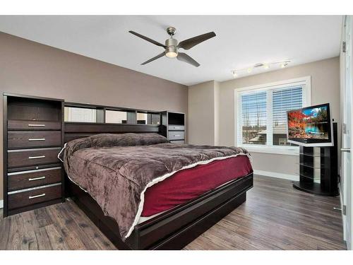 2 Garrison Place, Red Deer, AB - Indoor Photo Showing Bedroom