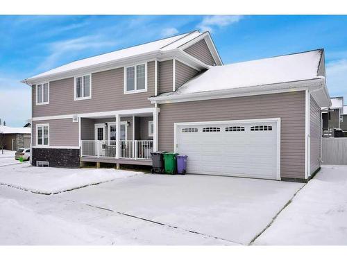 2 Garrison Place, Red Deer, AB - Outdoor