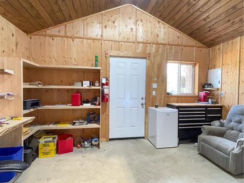 21364 Township Road 434, Rural Camrose County, AB - Indoor