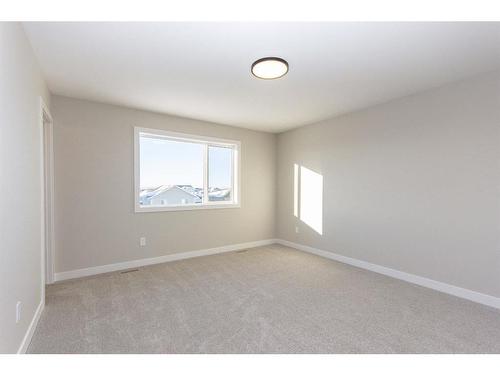 34 Thayer Close, Red Deer, AB - Indoor Photo Showing Other Room