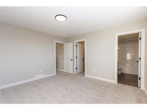 34 Thayer Close, Red Deer, AB - Indoor Photo Showing Other Room