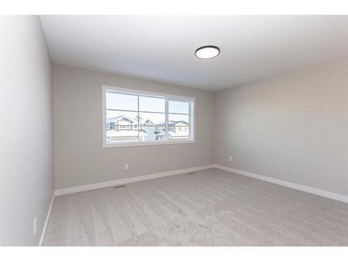 34 Thayer Close, Red Deer, AB - Indoor Photo Showing Other Room