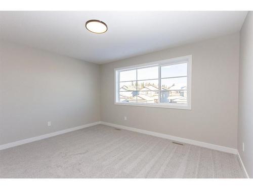 34 Thayer Close, Red Deer, AB - Indoor Photo Showing Other Room