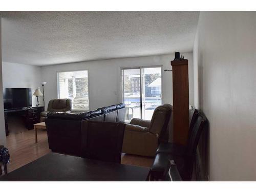 10-7 Stanton Street, Red Deer, AB 