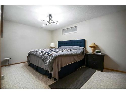 5304 58 Street Close, Camrose, AB - Indoor Photo Showing Bedroom