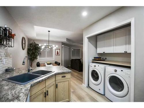 5304 58 Street Close, Camrose, AB - Indoor Photo Showing Laundry Room