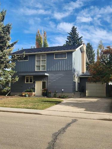 27 Selkirk Boulevard, Red Deer, AB - Outdoor