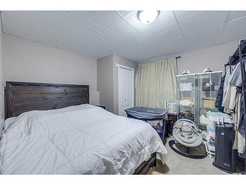 127 Kirkland Close, Red Deer, AB - Indoor Photo Showing Bedroom