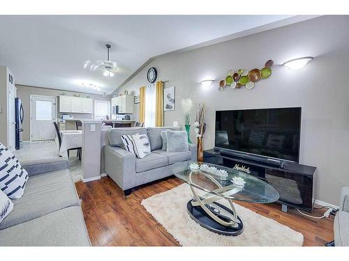 127 Kirkland Close, Red Deer, AB - Indoor Photo Showing Living Room