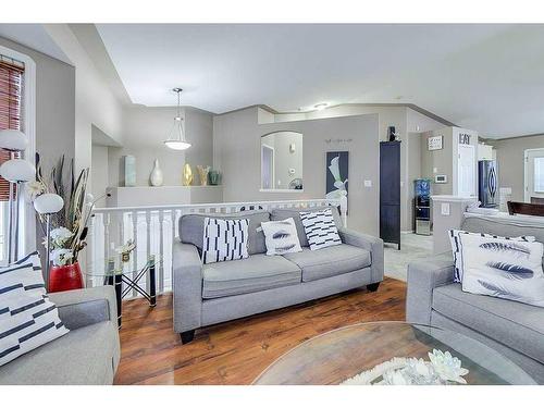 127 Kirkland Close, Red Deer, AB - Indoor Photo Showing Living Room