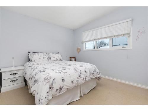 5003 65 Street, Camrose, AB - Indoor Photo Showing Bedroom