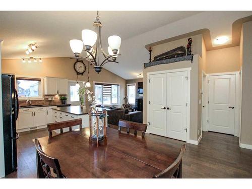 12 Viking Close, Red Deer, AB - Indoor Photo Showing Dining Room