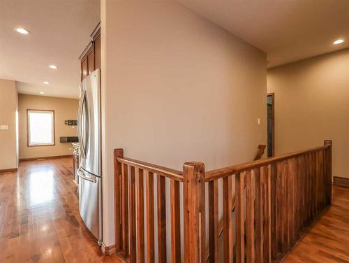 6923 Meadowview Close, Stettler, AB - Indoor Photo Showing Other Room