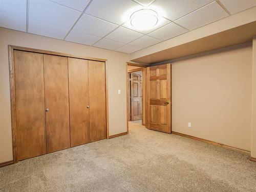 6923 Meadowview Close, Stettler, AB - Indoor Photo Showing Other Room