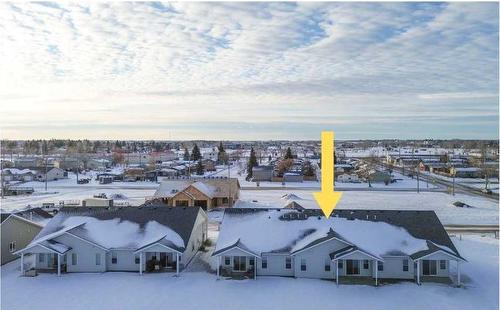 4509 B 56A Street Close, Stettler, AB - Outdoor With View