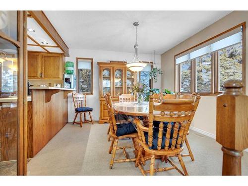 422035 Highway 2A, Rural Ponoka County, AB - Indoor Photo Showing Dining Room