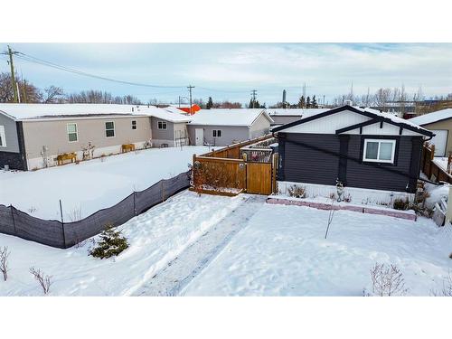 4919 43 Street, Stettler, AB - Outdoor