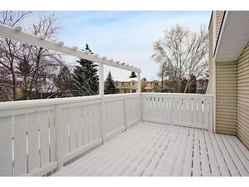 12 Dixon Crescent, Red Deer, AB - Outdoor