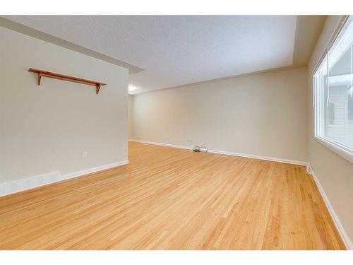 4013 47 Street, Red Deer, AB - Indoor Photo Showing Other Room