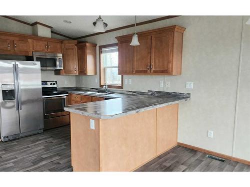 39-41019 Range Road 11, Rural Lacombe County, AB - Indoor Photo Showing Kitchen