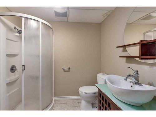 6126 52 Street Close, Ponoka, AB - Indoor Photo Showing Bathroom