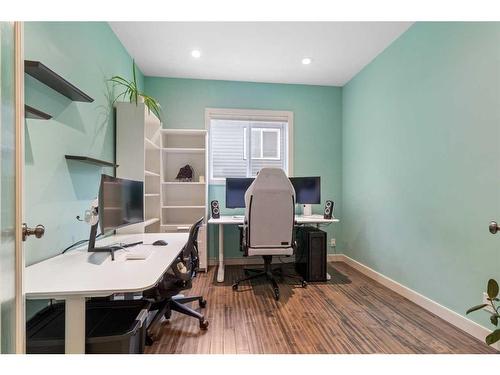 206 Viscount Drive, Red Deer, AB - Indoor Photo Showing Office