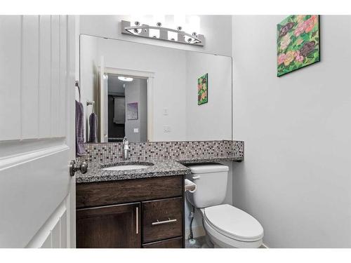 206 Viscount Drive, Red Deer, AB - Indoor Photo Showing Bathroom