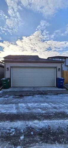 386 Hillcrest Road Sw, Airdrie, AB - Outdoor