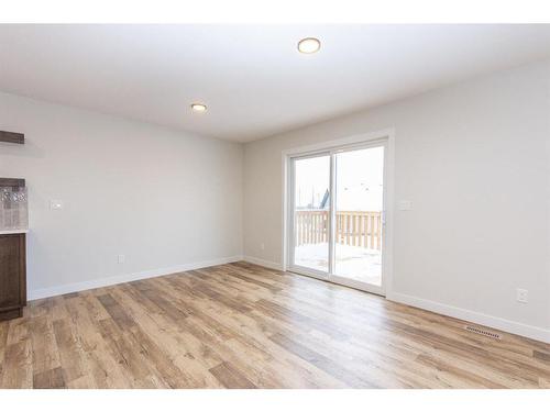 44 Toal Close, Red Deer, AB - Indoor Photo Showing Other Room