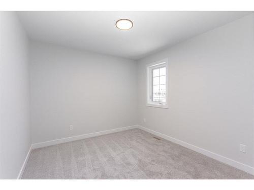 44 Toal Close, Red Deer, AB - Indoor Photo Showing Other Room