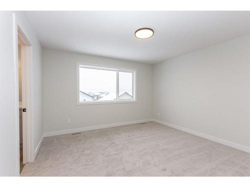 44 Toal Close, Red Deer, AB - Indoor Photo Showing Other Room